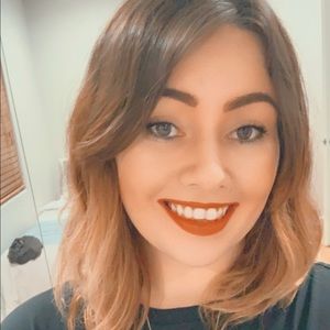 Meet your Posher, Annika